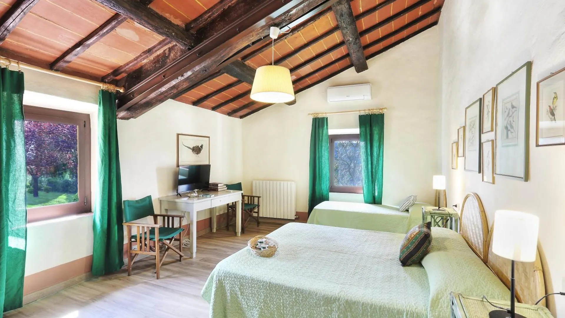 Appartamenti Villa E Fattoria Di Radi Tuscany contacts