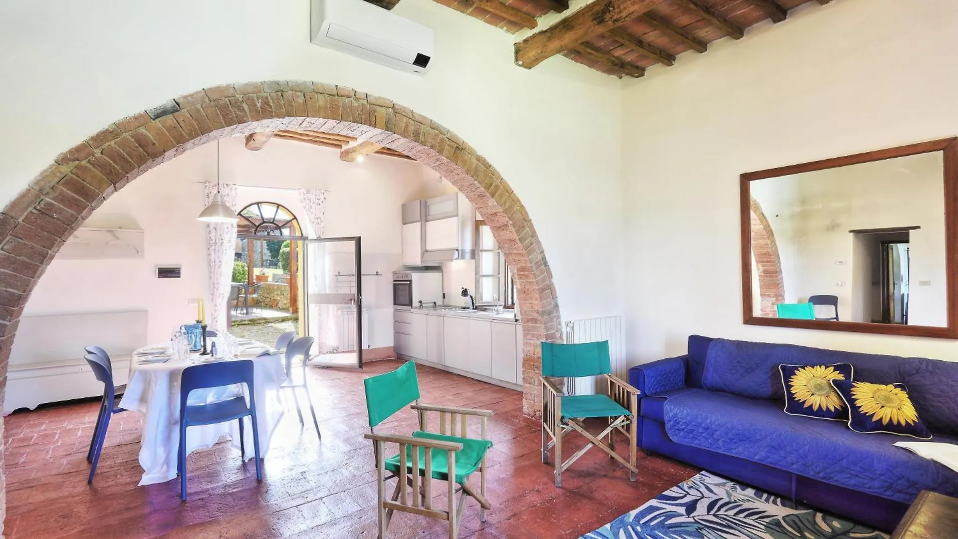 Appartamenti Villa E Fattoria Di Radi Tuscany Monteroni d'Arbia 0*,  Italy