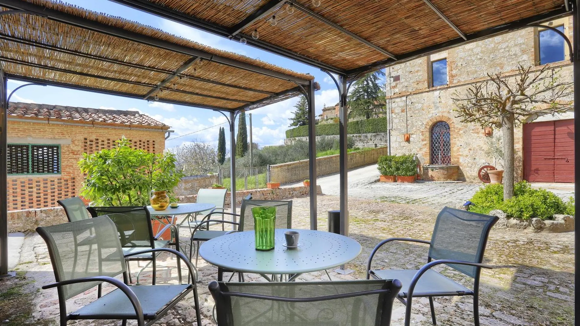 Appartamenti Villa E Fattoria Di Radi Tuscany Monteroni d'Arbia 0*,  Italy